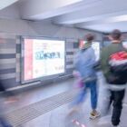 Кристалайт на станции метро 