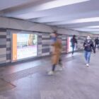 Кристалайт на станции метро 