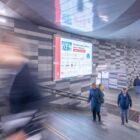 Кристалайт на станции метро 