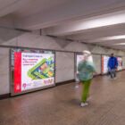 Кристалайт на станции метро 