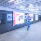 Кристалайт на станции метро 
