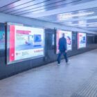 Кристалайт на станции метро 