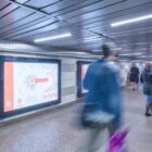 Кристалайт на станции метро 
