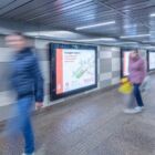 Кристалайт на станции метро 