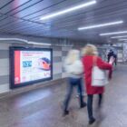 Кристалайт на станции метро 