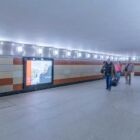 Кристалайт на станции метро 