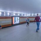 Кристалайт на станции метро 