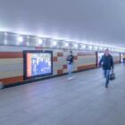 Кристалайт на станции метро 