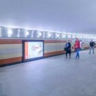Кристалайт на станции метро 