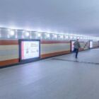 Кристалайт на станции метро 