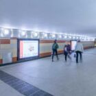 Кристалайт на станции метро 
