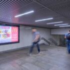 Кристалайт на станции метро 