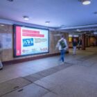 Кристалайт на станции метро 
