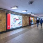Кристалайт на станции метро 