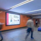 Кристалайт на станции метро 