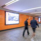Кристалайт на станции метро 