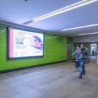 Кристалайт на станции метро 