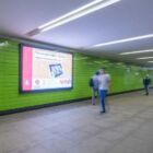 Кристалайт на станции метро 