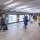Кристалайт на станции метро 