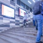 Кристалайт на станции метро 