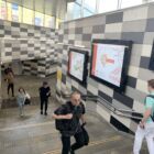 Кристалайт на станции метро 