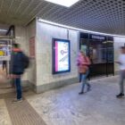 Кристалайт на станции метро 