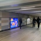 Кристалайт на станции метро 