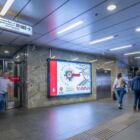 Кристалайт на станции метро 
