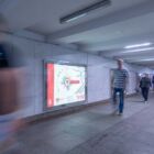 Кристалайт на станции метро 