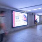 Кристалайт на станции метро 