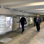 Кристалайт на станции метро 