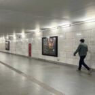 Кристалайт на станции метро 