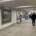 Кристалайт на станции метро 
