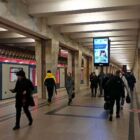 Кристалайт на станции метро 