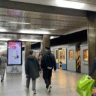 Кристалайт на станции метро 