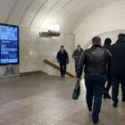 Кристалайт на станции метро 