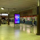Кристалайт на станции метро 