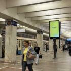 Кристалайт на станции метро 
