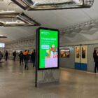 Кристалайт на станции метро 