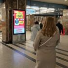 Кристалайт на станции метро 
