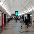Кристалайт на станции метро 