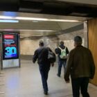 Кристалайт на станции метро 