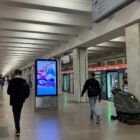 Кристалайт на станции метро 