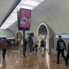 Кристалайт на станции метро 