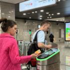 Кристалайт на станции метро 