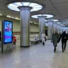 Кристалайт на станции метро 