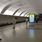 Кристалайт на станции метро 