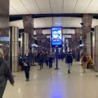 Кристалайт на станции метро 