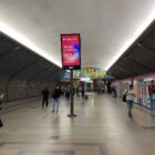 Кристалайт на станции метро 