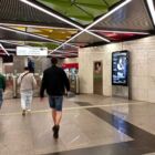 Кристалайт на станции метро 